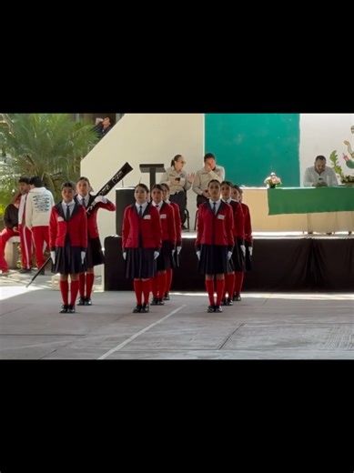 Escorta de Bandera: Importancia y Accesorios