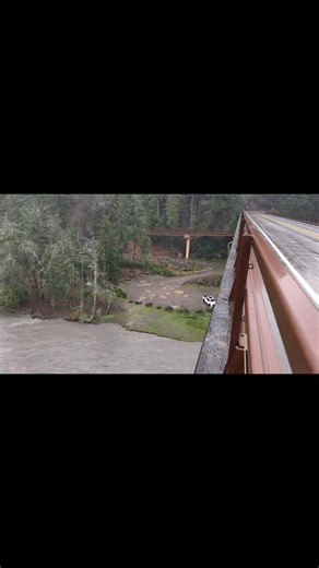 Elwha river is raging right now | Kira Zimmer