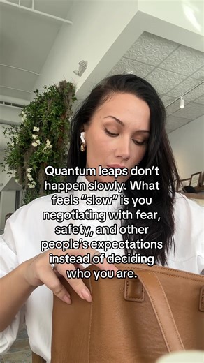 Understanding Quantum Jumping in Manifestation