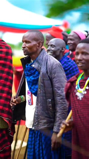23K views · 591 reactions | Vibrant & Powerful: The Maasai Dance!  The Maasai people of Kenya and Tanzania are known for their energetic, rhythmic dancing, often performed during ceremonies and celebrations. #maaculturalambassador #maarising #turiainiobulu #followerseveryonehighlights #maasaihumor #cultureandcourage #maasaiculturalambassador #maasaiwisdom #MaasaiMaraMoments #maasaiwarriors | Letoluo Lari | Facebook