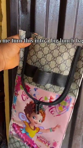Watch me make a cute lunch bag from this!! #handmadebag #bagmaking #diy #bagtutorial