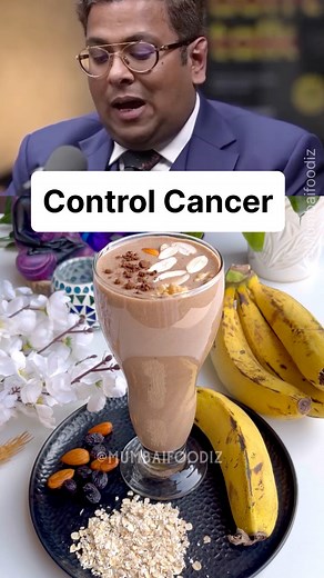 Healthy and delicious chocolate smoothie 🧋#chocolatesmoothie #smoothie #smoothierecipes #preventcancer #healthyrecipes #weightlossrecipes #trendingnow #quickrecipes #reelsviral #trendingreels #facebookviral #proteinrecipes #mumbaifoodiz | Mumbaifoodiz