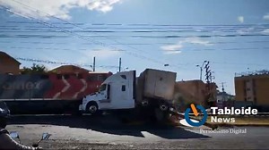 8.2K views · 118 reactions | ⚠️MOMENTO DEL IMPACTO DEL TREN CON UN...
