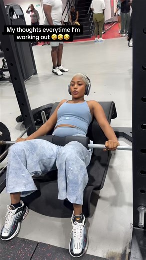 Mastering the Hip Thrust with 140kg