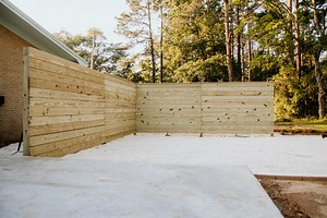 DIY Horizontal Privacy Fence — WOODBREW