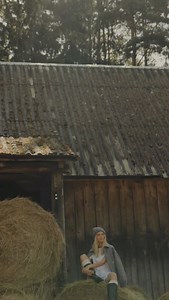 83K views · 128 reactions | Wczoraj na stronie i w butiku pojawiła się nowa kolekcja AW’25-a Wy nasze Flawless rozwalacie system! Dziękujemy za wszystkie Wasze pozytywne komenatrze! ❤️ Dajcie znam w komenatrzu jak oceniacie kolekcję, co Wam wpadło w oko i co już zamówiłyście! :) #flawlesspl #flawlessstyle #flawlessjesien #jesien #jesień #jesiennakolekcja #jesiennastylizacja #sweter #bluza #dresy jesienna stylizacja jesienne ubrania | flawless.pl | Facebook