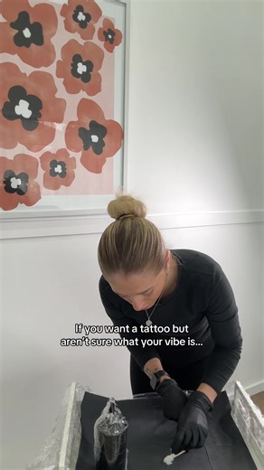 If there’s one thing I always have…it’s tattoo inspo 🤩 Save this for later 🤍 #finelinetattoo #tattooinspo #firsttattoo