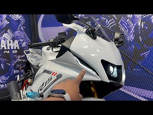 Yamaha R15 v4 New White Colour With New Features !! Launched - Full Review ! On Road price ?