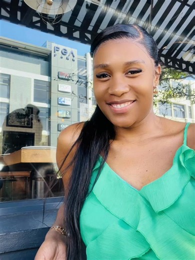 Unexpected Table Crasher on My Solo Date 😂