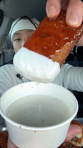 @chilis i can see why people like the triple dipper #chilis #mozzarella #cheese #cheesepull #eating #mukbang #mukbangasmr #fyp | Shhhhimeating