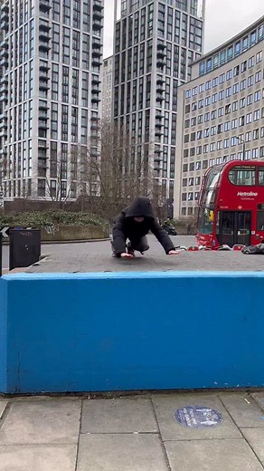 Stunt or real ankle sprain ? 🤭 | Lola Roy