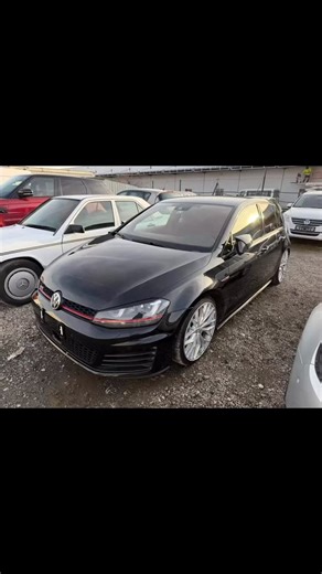 🔥 Cauți un Golf 7 GTI cu motor pregătit? 🔥 Tocmai a ajuns la noi un GTI serios modificat, pentru cunoscători! 👉 Motor cu pistoane și biele forjate (setup corect pentru puteri mari) 👉 Turbina schimbată 👉 Downpipe filtru aer sport 👉 Suspensie modificată 👉 Aproximativ 350 CP 👉 În curând îi facem și test pe dyno pentru cifre exacte 💥 Dacă îți plac mașinile care “țin cu dinții” de asfalt… asta e pentru tine. 📍 Arad, Calea Timișorii 206-208 📞 0742 684 502 / 0743 225 265 🚘 Peste 100 de auto