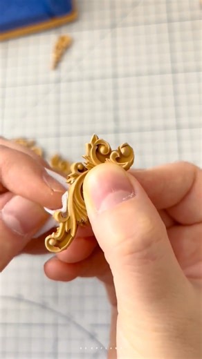 Big Clay Sofa - Super Light Clay Crafts | DEEPFLAME