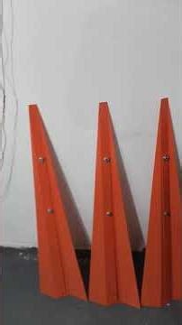 rüzgâr türbini ve güneş enerjisi sistemleri.