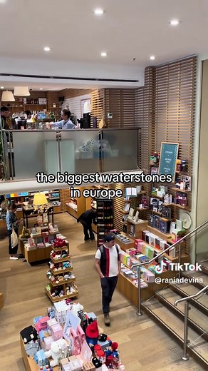 Visit Europe's Biggest Waterstones in Piccadilly, London
