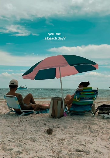 Beach days with your person >>> #beachday #dateideas #tampa #stpetersburg #relationships #couples #bf #fyp #floridalife