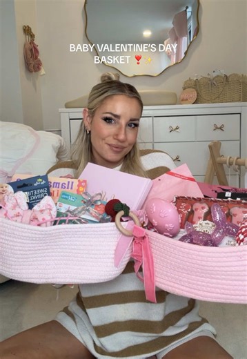 Baby Valentine Basket Ideas ✨🎀 #valentinesbasket #valentinescrafts #valentinesgiftideas #girlmom diy baby Valentine gift basket, baby valentines basket, cute Valentine baskets for babies, baby Valentine’s gifts, baby Valentine ideas