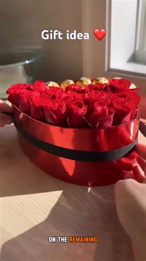 49K views · 354 reactions | Step-by-Step Guide to Wrapping Souvenirs | Cosplay Beauty | Facebook