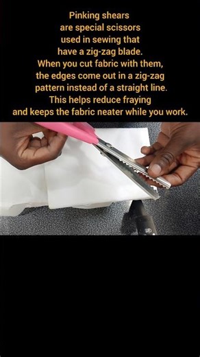 Pinking shears seam finish #sewingtutorial #pinkingshears#serger#overlocksewingmachine #sewingtips