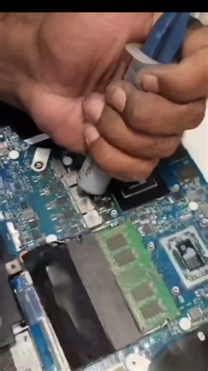 Oddly Satisfying Deep Clean: Gaming Laptop Edition ✨