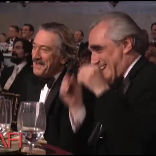 Robin Williams Salutes Robert De Niro at AFI Life | Populer 90s