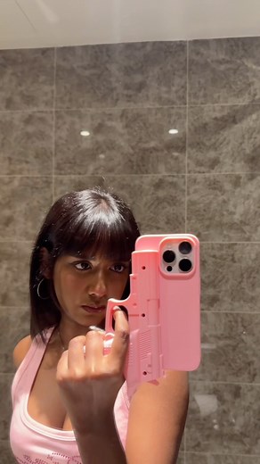 Sherrin 诗瑞 on Instagram: "⛓️🎀"