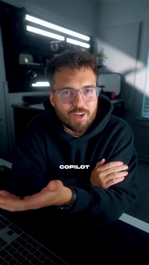 Microsoft Edge on Instagram: "The information you need, in a quick read. Summarize any page with Copilot Mode in Edge. @mattykay"