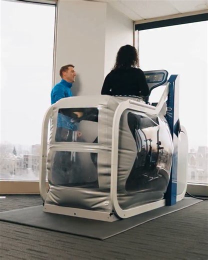 Action Sport Physio RDP on Instagram: "Les fêtes sont là! 🥂💃 Pensez à équilibrer: sortez profiter du dehors 🌳🚶‍♂️. Ne laissez pas le temps passé assis 🍽️ vous ralentir! Restez actif et évitez la difficulté de reprendre plus tard 💪. ... The holidays are here! 🥂💃 Remember to keep things balanced: get outside and enjoy some fresh air 🌳🚶‍♂️. Don’t let too much time spent sitting 🍽️ slow you down! Stay active and avoid the struggle of getting back into it later 💪."