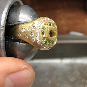 Remodelling of many pieces of jewellery into one new family heirloom... | McKims Jewellery Design