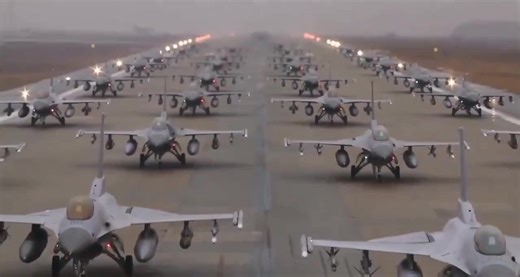 🚨 BREAKING NEWS ✈️🌍 The U.S. Air Force is set to launch a large, multi-day readiness drill across the Middle East, aimed at testing troop preparedness, coordination, and rapid response capabilities. The exercise signals heightened alert and strategic positioning in the region. ⚠️🛡️ Moral Lesson 📌: Preparedness can prevent panic—staying ready and alert is often the best way to protect peace and stability. | Fresh Viral Updates