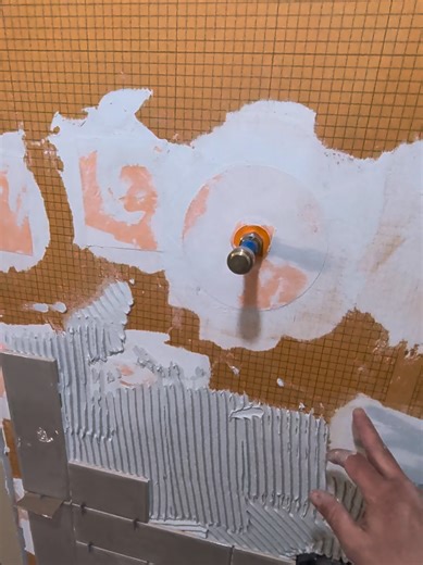 Please tell me why? #carpenter #construction #DIY #home #pro | Construction