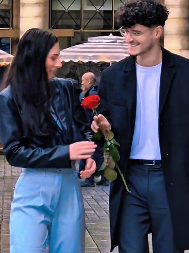 Social Experiment: Inspiring Smiles in Everyday People