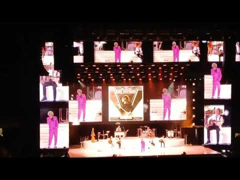 Rod Stewart Mandolin Wind April 15 2026 Knoxville TN