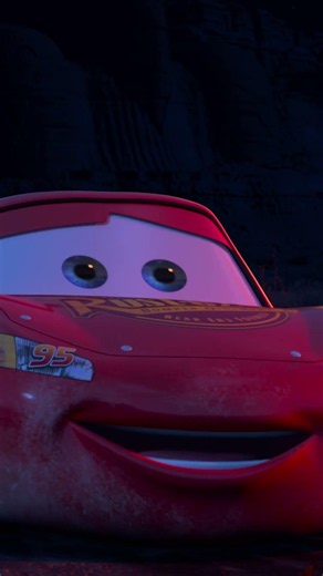 Martin backs away and goes crazy 🔙🤪 Cars, four wheels | Excerpt