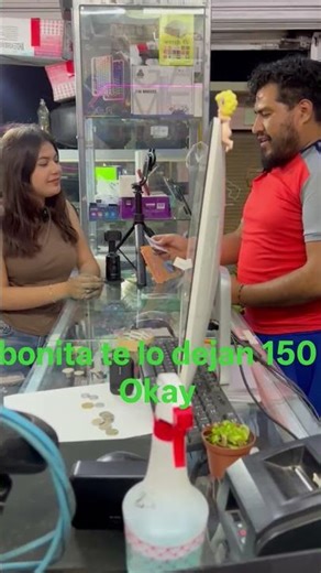 jejeje no así la halagan jajajaja #famous #humor
