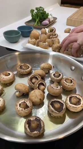Garlic butter mushrooms, butter Knoblauch Pilze, Pilze wie auf der Kirmes, Knoblauch Pilze