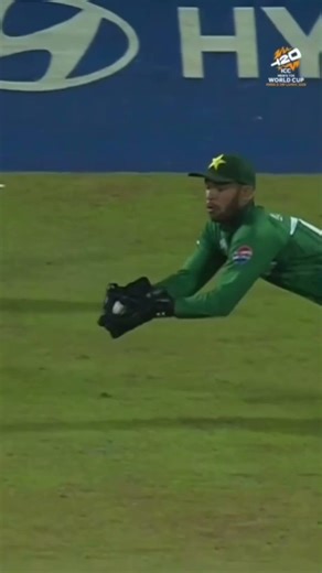 ENG vs PAK Thriller Match 🔥 | Who Will Win Today? #shrots #cricket #trendingnow #ytshorts