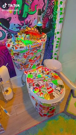 Rainbow Art: Psychedelic Room Ideas & Trippy Drawings