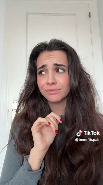 Descubre los kits navideños de Benefit con Girl Math