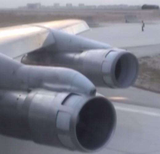 Who else wishes they could hear this beauty irl? Heres the 707 spool up takeoff😍 #fyp #viral #planes #blowthisup #aviation