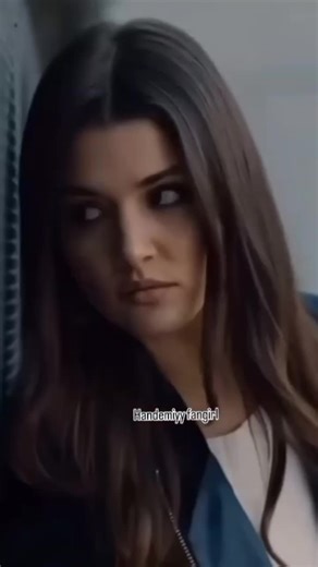 Attitude Queen: Hande Erçel's Captivating Looks