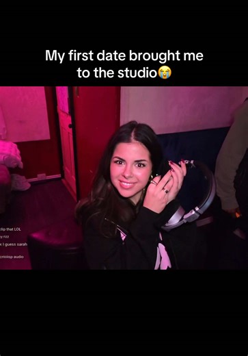 Memorable First Date Moments with Sarah Farrugia