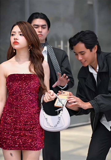 C4 Class Plot Twist: Chany & Chang0000