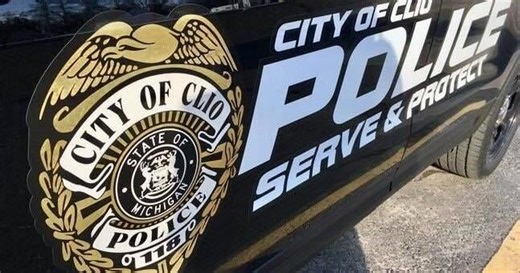 16-year-old dead, another injured after hitting a tree in Clio