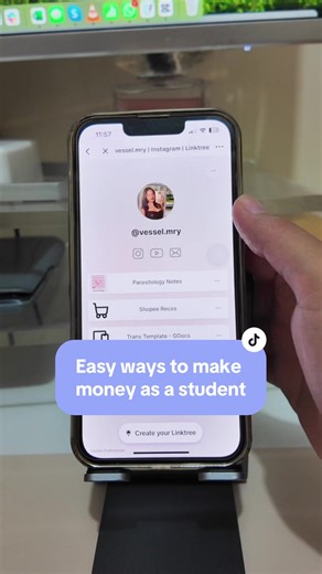 As a student, you are constantly producing valuable digital resources that can and should be shared with others. Whether its notes, study guides, or other helpful digital tools, Sendowl helps you monetize resources you’ve worked hard to produce! #sendowl #contentcreatortips #digitalproducts #studentlife #makemoneyinschool #sidehustle