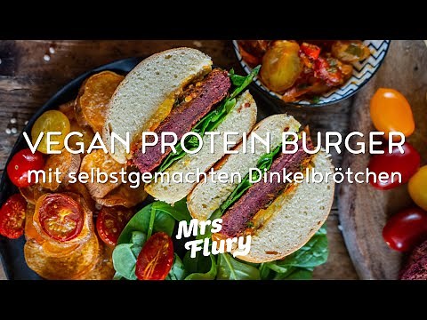 Veganer Protein Burger mit selbstgemachten Dinkelbrötchen - Hamburger vegan
