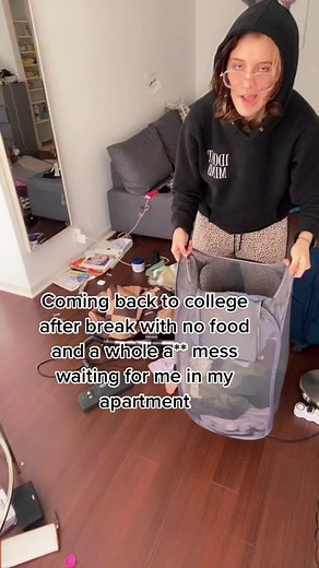 WE DON’T TALK AB MY ALIEN TOES OKAY #lsp #adventuretime #lumpyspaceprincess