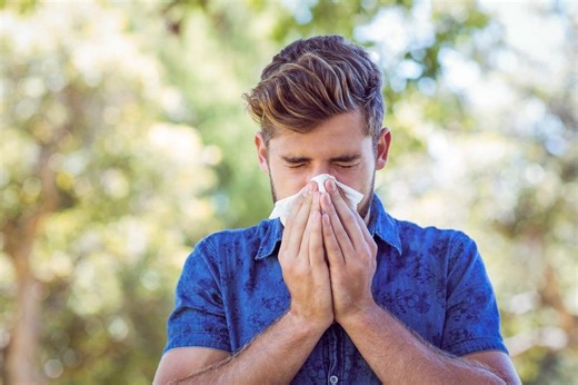 Hay fever season hits early as dry spell brings rise in pollen levels
