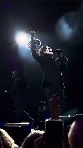 Ghost - "Mary On A Cross" Live (Powerful Vocals!) #ghostband