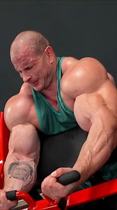 HD Arm | Ripped Body